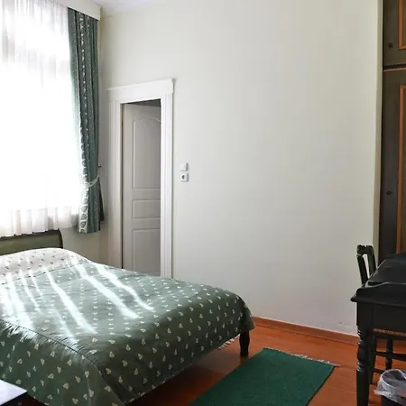 Aiolis Hotel